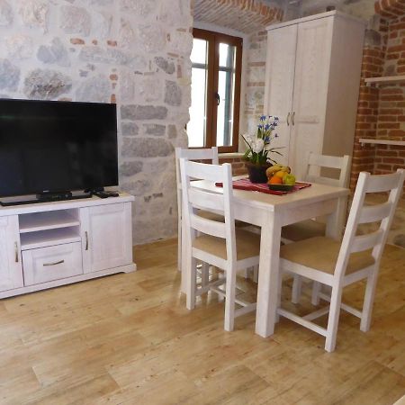 Apartaments Charlie Chaplin Kotor Dış mekan fotoğraf